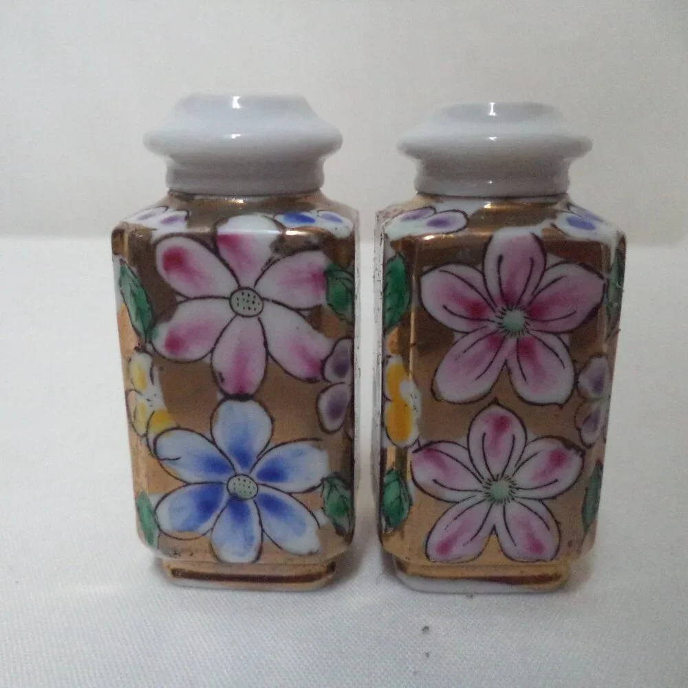 Vintage Chintz Porcelain Salt Pepper Shaker Set small gold pink green yellow 2.7